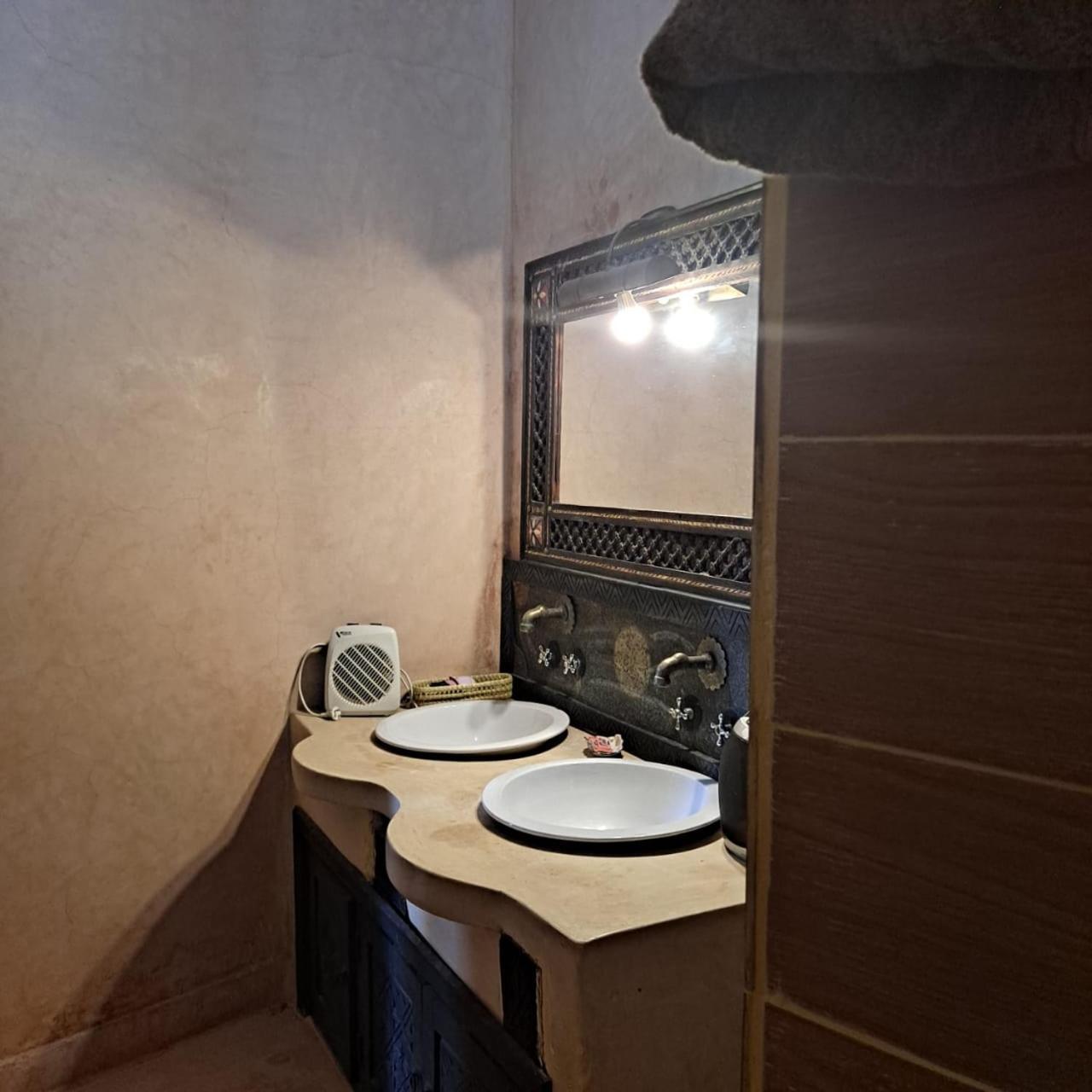 Riad Kasbah Omar Ourika Extérieur photo